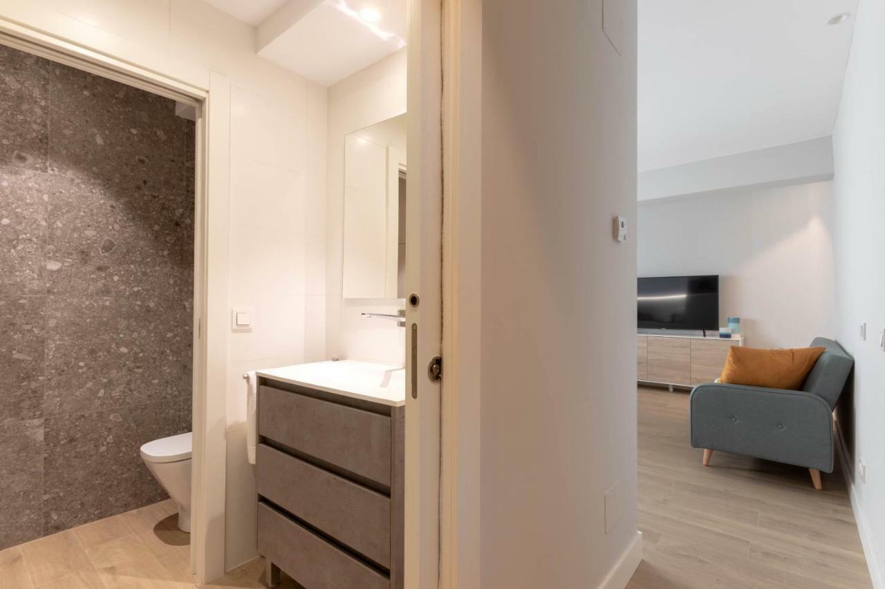 Apartment By Aston Guernica y Luno